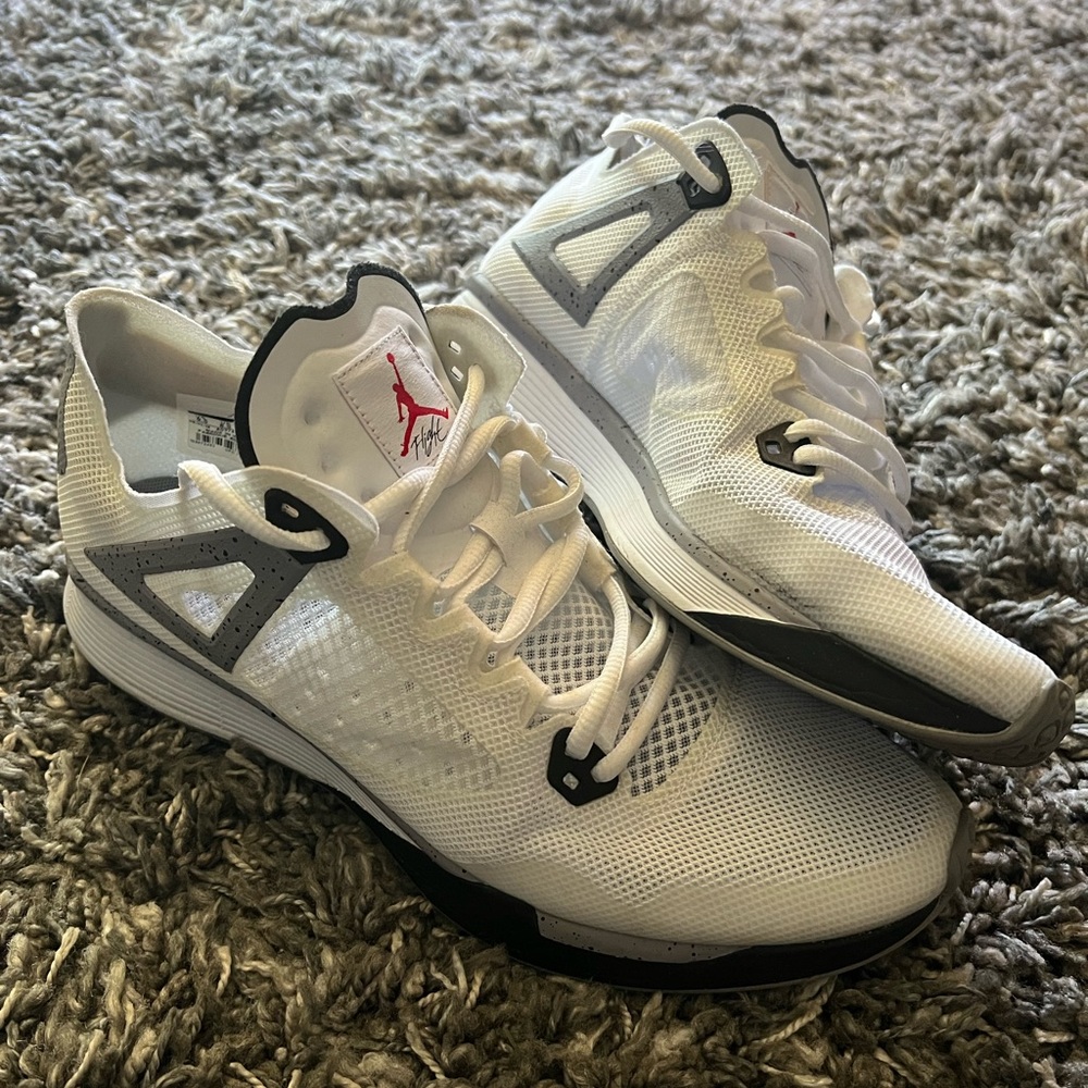 Jordan 89 Racer - White Cement